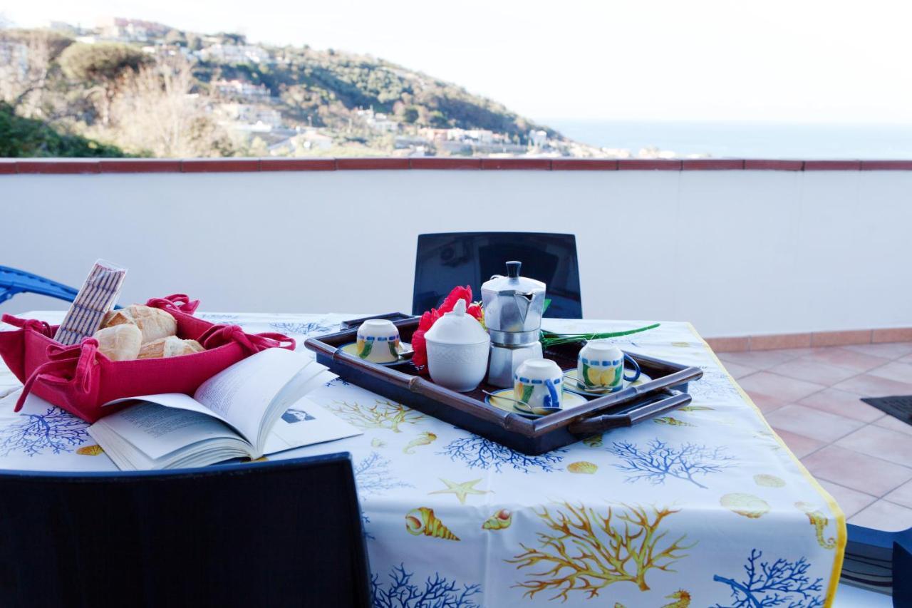 Villa Lamberti Monte di Procida Eksteriør billede